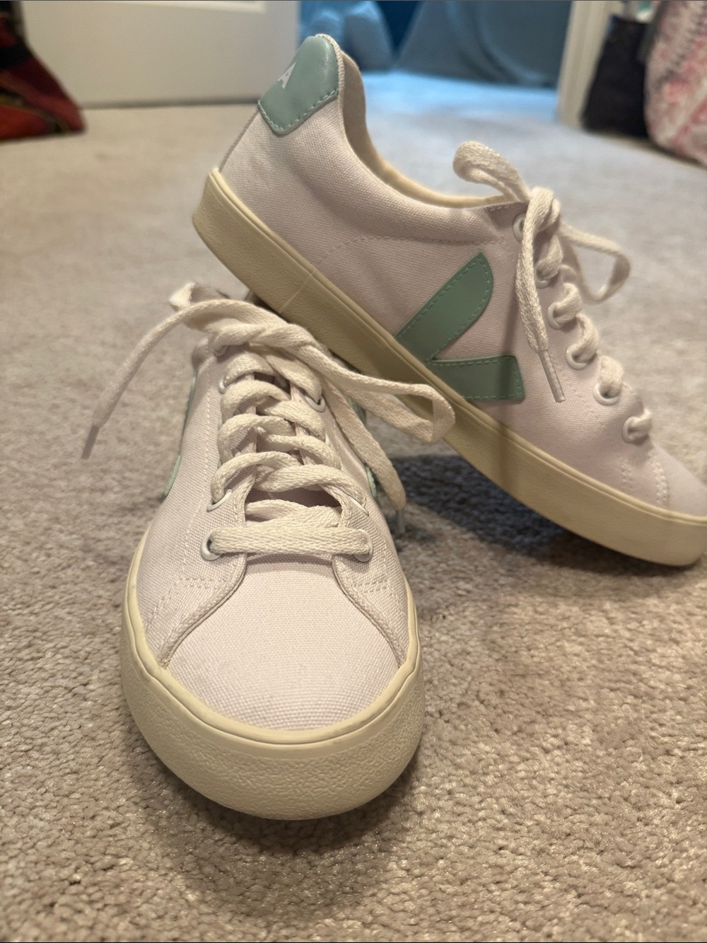 Veja White Canvas Sneakers with Mint Green V Size 6 Worn Once!